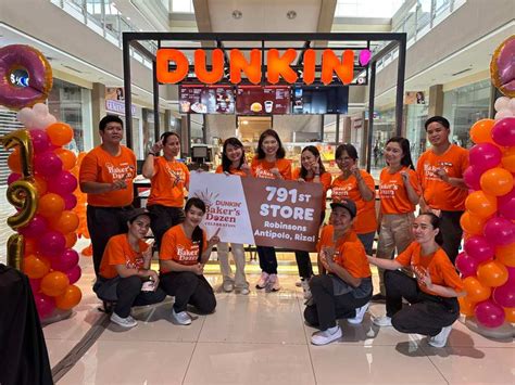Dunkin’ Philippines Opens 800th Location.